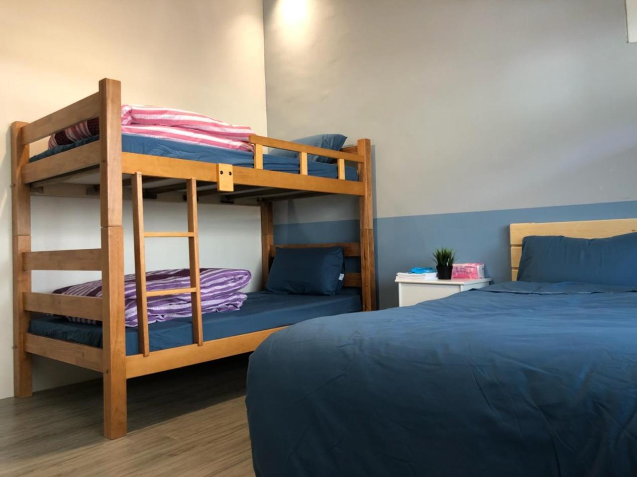 巷弄內的老宅 Hotel Pingtung Luaran gambar
